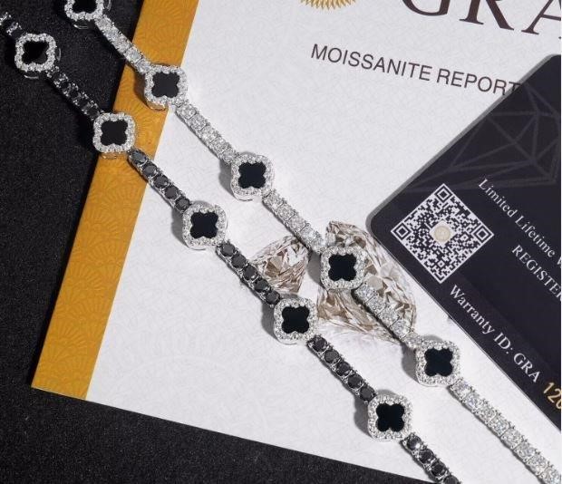 'Jewelzmerchants' Moissanite  Jewelry: Free Gift Chain $50