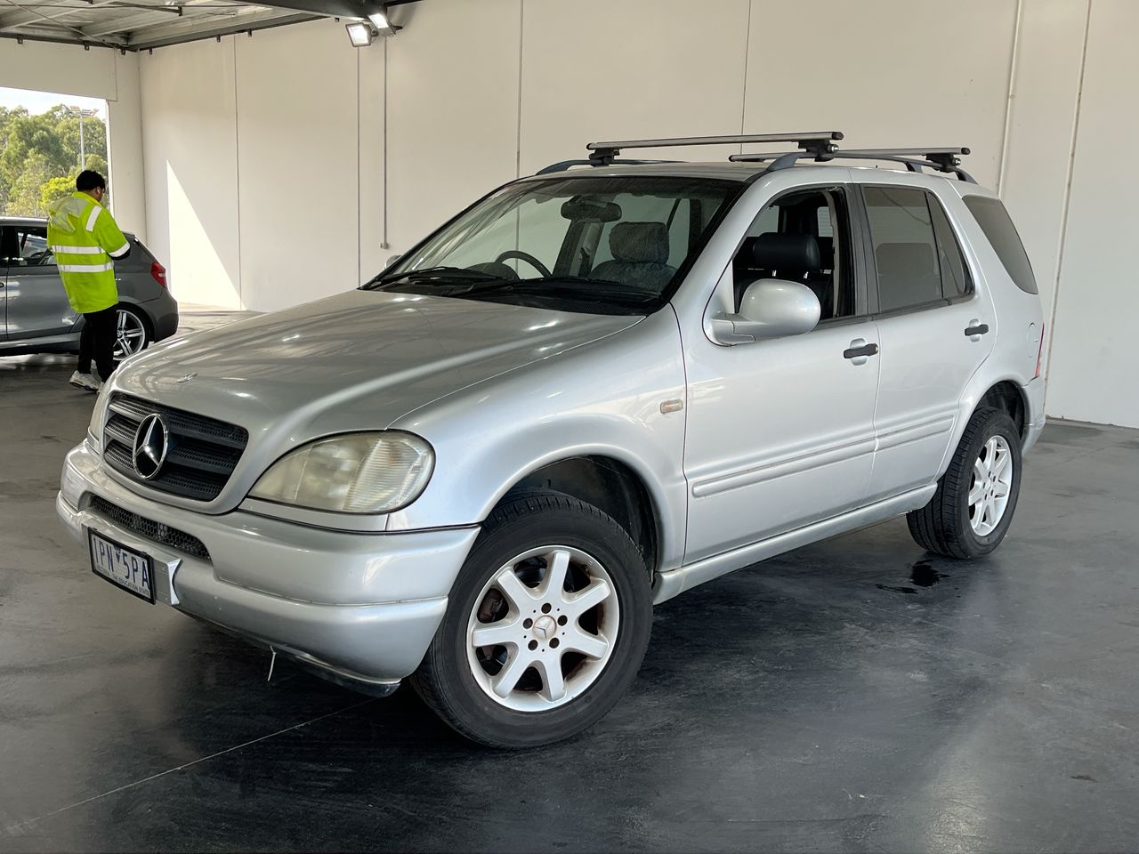 1999 Mercedes Benz ML 320 (4x4) W163 Automatic Wagon