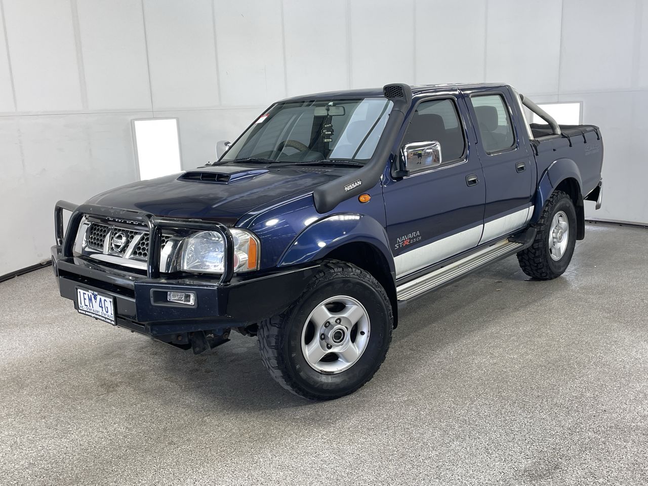 2012 Nissan Navara 4X4 ST-R D22 Turbo Diesel Manual Dual Cab