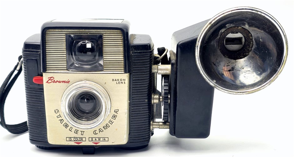 No Reserve Vintage Camera And Film Equipment