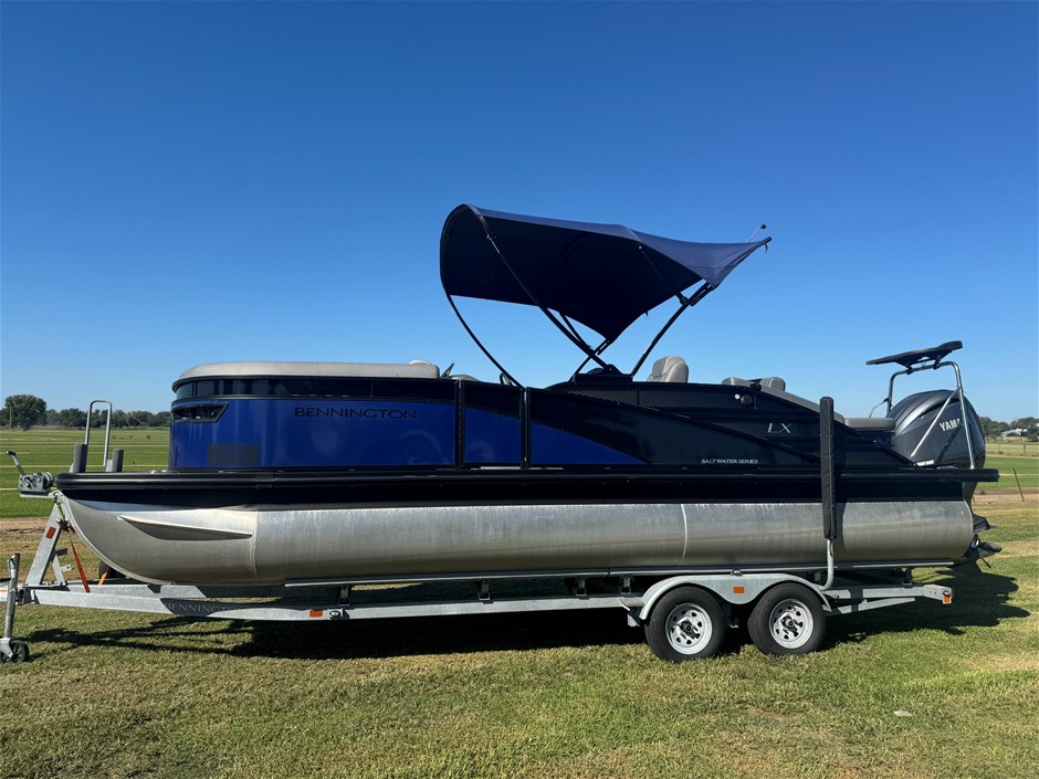 2024 Bennington 23 LX Swing Back