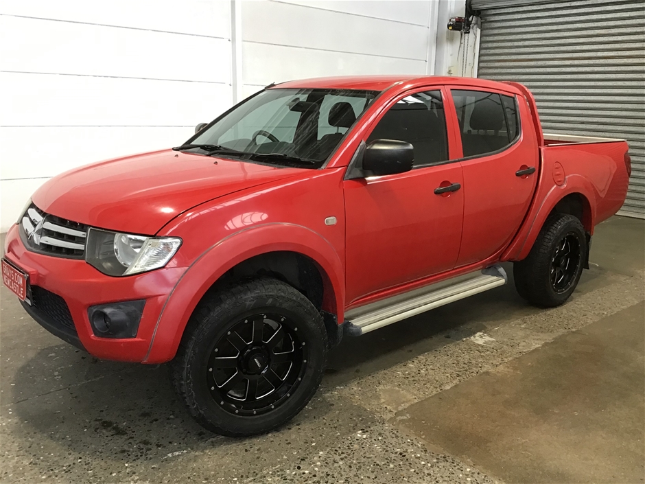 2015 Mitsubishi Triton GLX (4x4) MN Turbo Diesel Manual