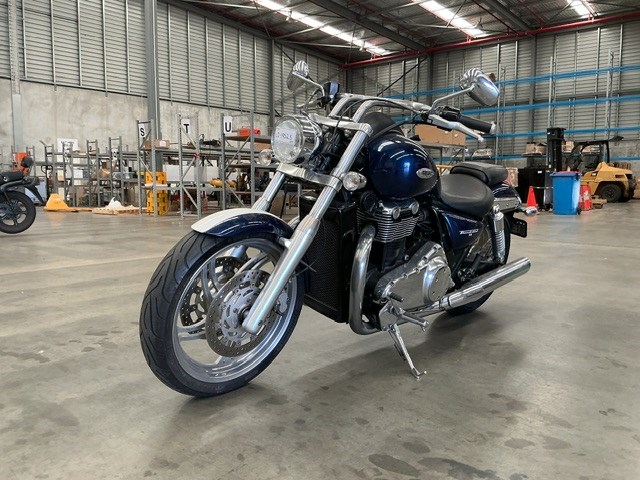 2010 Triumph Thunderbird Motorcycle