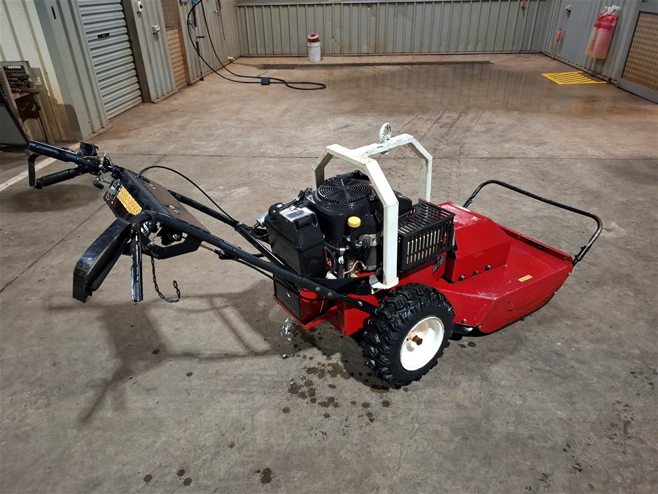 Toro BRC-28 600mm Walk behind slasher Auction (0040-7057568) | Grays ...
