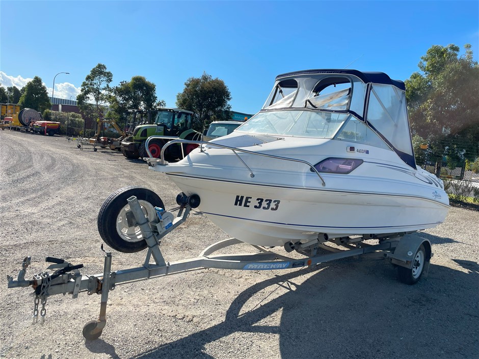 2002 Haines Signature 460DF Half Cabin 