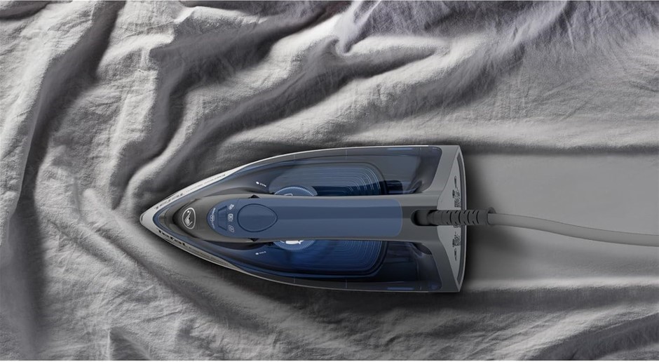 TEFAL Express Steam Powerful 2400W, FV2868. NB: Minor Use.