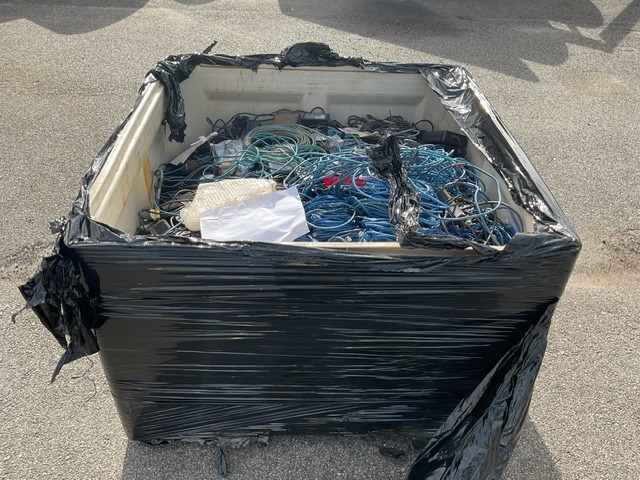 Crate Containing Assorted Laptop Chargers & Cables Auction (0002 ...