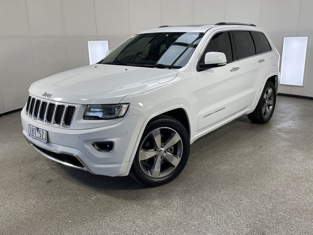 2015 Jeep Grand Cherokee Overland (4x4) WK Turbo Diesel Automatic - 8 Speed Wagon