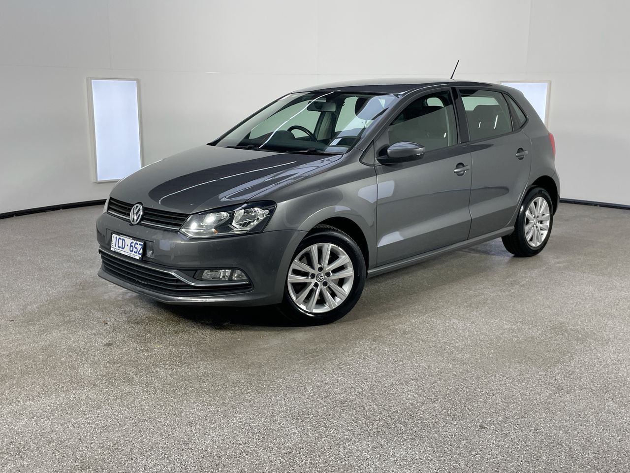 2014 Volkswagen Polo 81TSI COMFORTLINE 6R Manual Hatchback