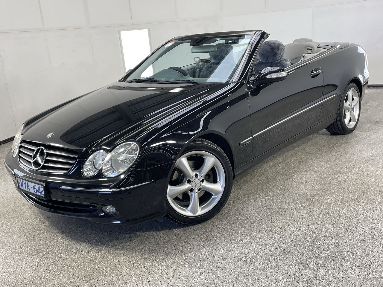 2004 Mercedes Benz CLK 320 Avantgarde A209 Automatic