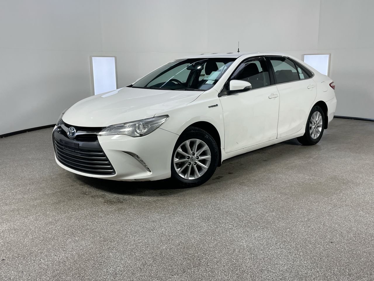 2016 Toyota Camry ALTISE HYBRID AVV50R CVT Sedan
