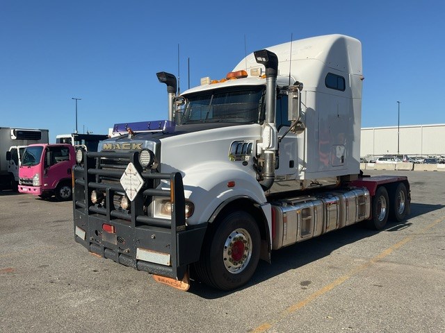 Mostly Unreserved - Prime Movers, Trailers, Dolly & More