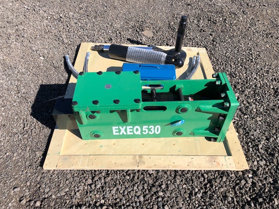 2026 Hydraulic Skid Steer / Excavator Post Driver (Unused),