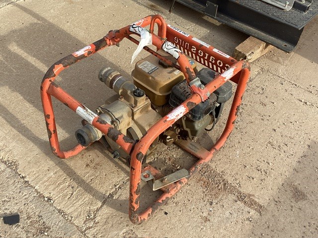 <p>Crommelins Water Pump</p>