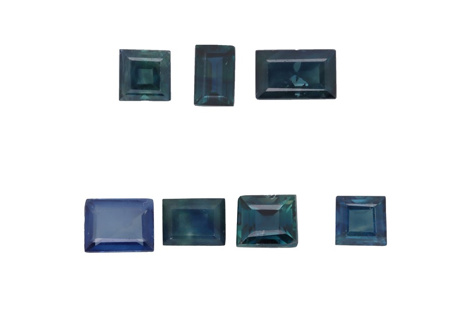 2.29 Carats Green Sapphire