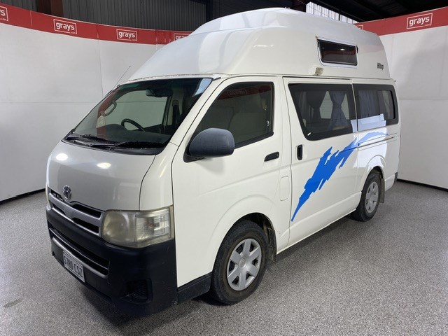2013 Toyota Hiace Hitop Camper Van 