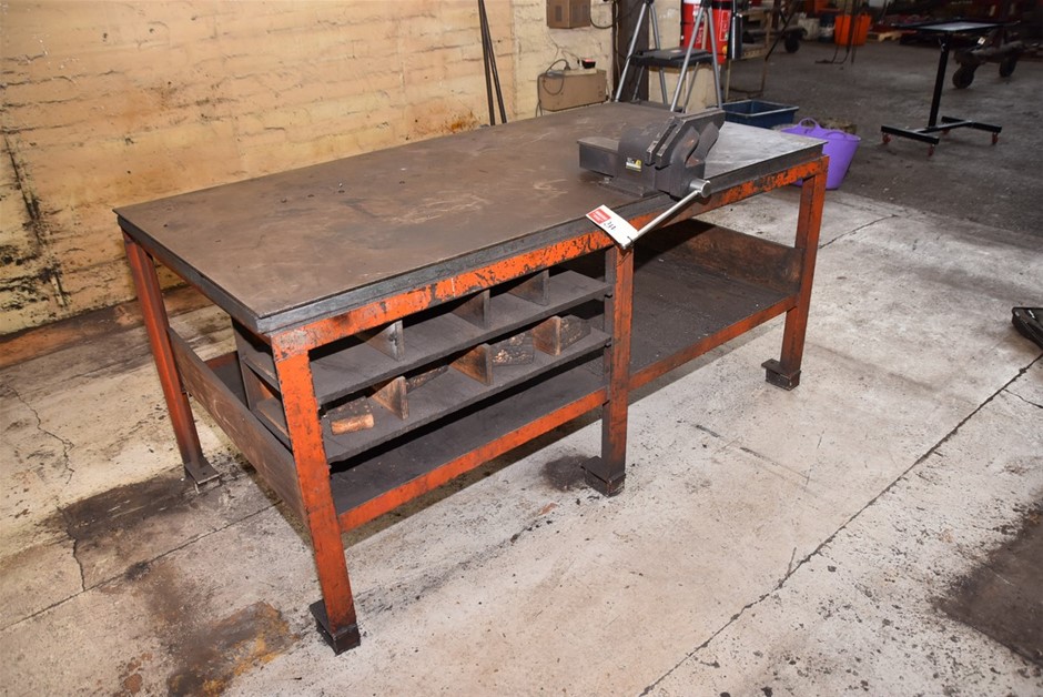Heavy Duty Metal Work Bench