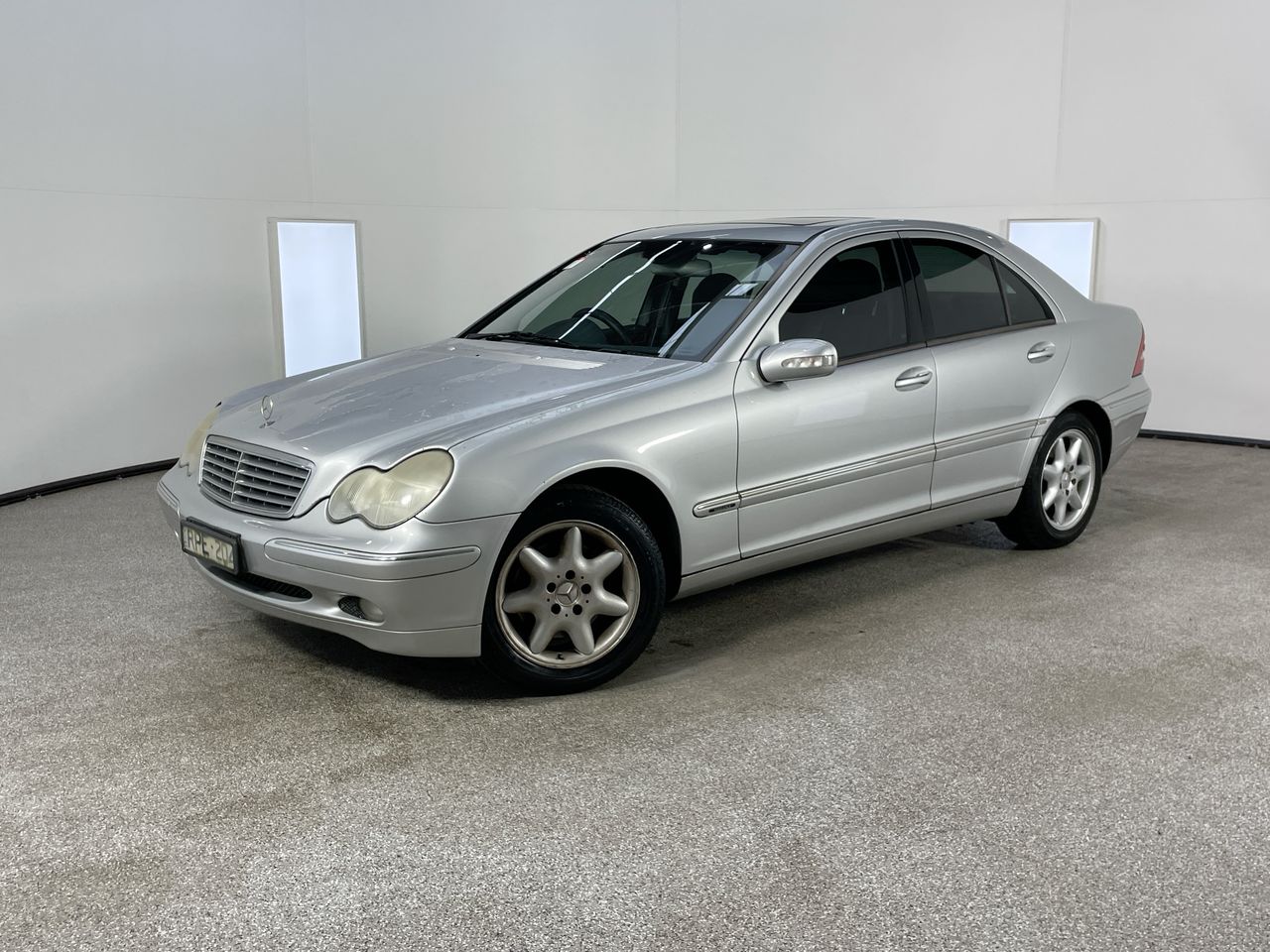 2002 Mercedes Benz C320 Elegance W203 Automatic Sedan