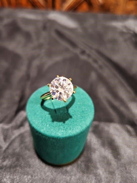 'Jewelzmerchants'Moissanite Jewellery,Free chain $70 