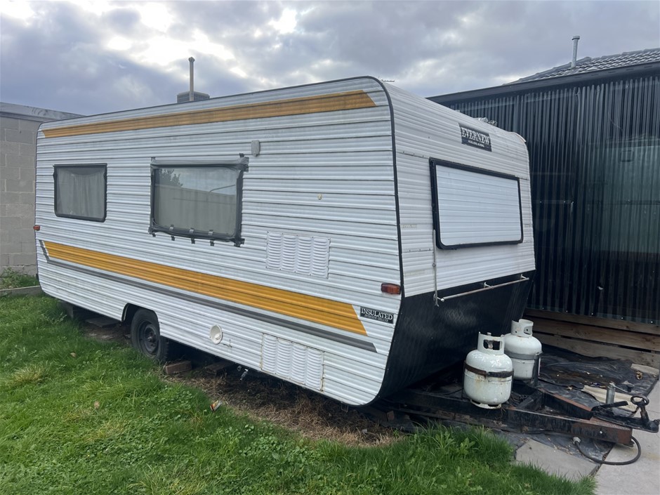 Evernew Insulated Deluxe Caravan 
