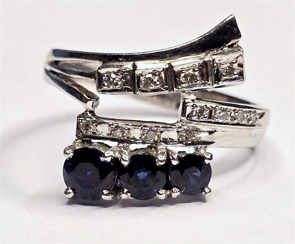 No Reserve 18 Carat Diamond And Sapphire Ring 