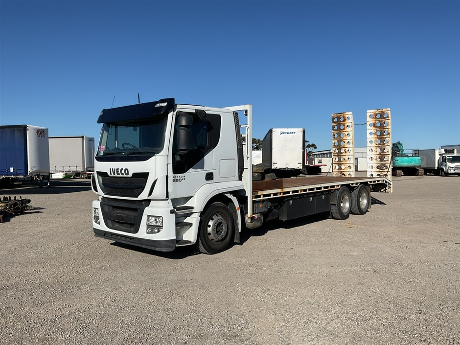 Iveco Stralis Truck, Yanmar Excavator & Attachments 