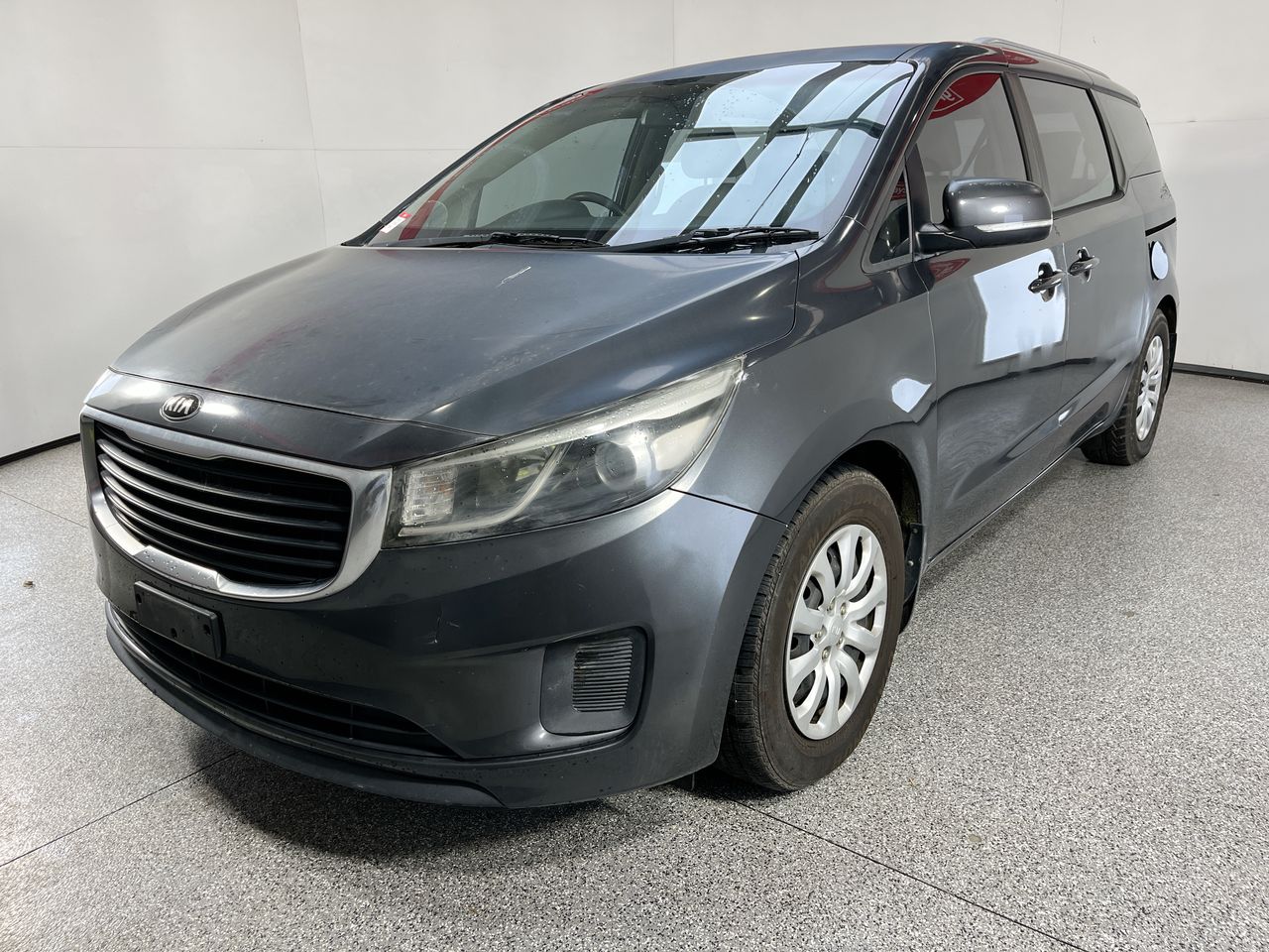 2015 Kia Carnival S YP Automatic 8 Seats People Mover