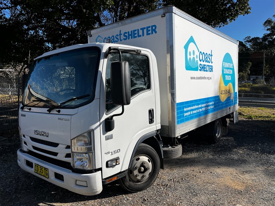 2018 Isuzu NNR Pantech Removalist Truck w/ Tail Gate Loader