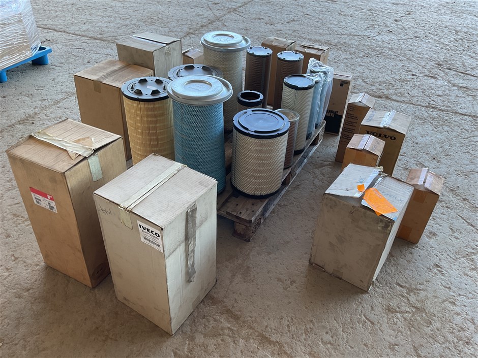  Unreserved Various Car & Truck Parts