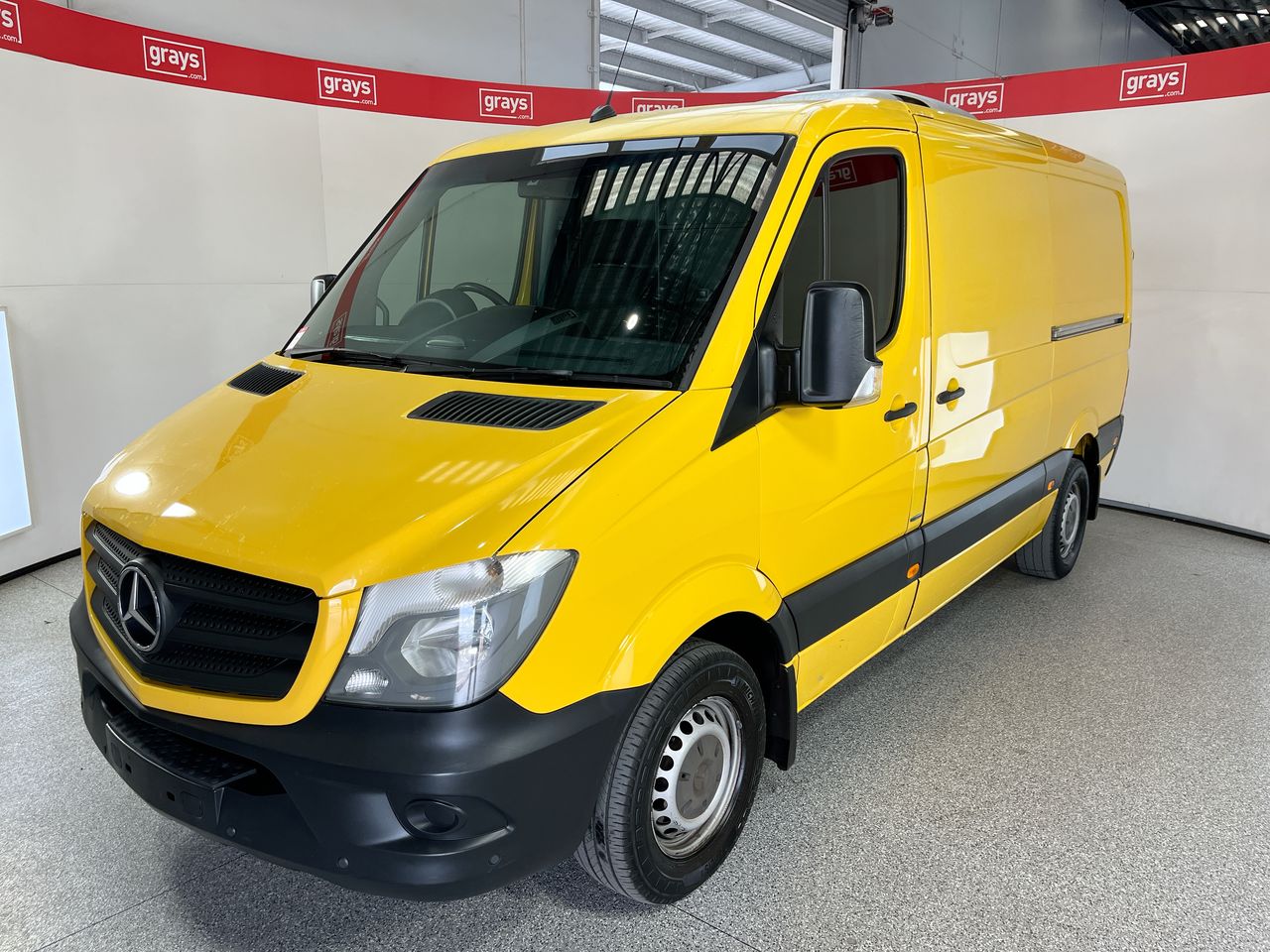 Mercedes Benz Sprinter 313 CDI MWB L/ROOF Turbo Diesel Automatic Van