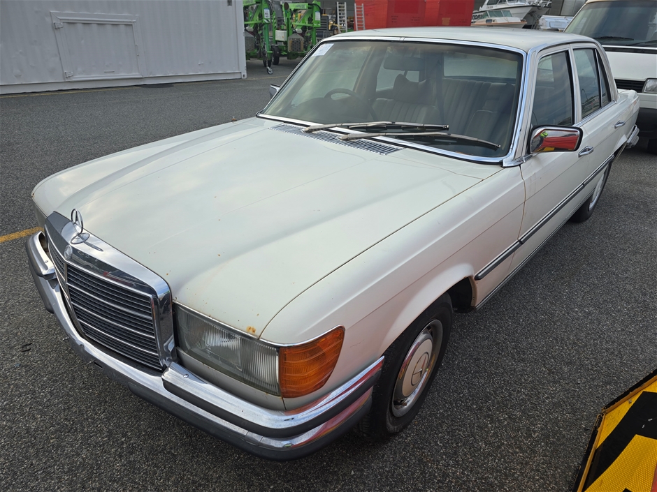 1974 Mercedes 280 SE Automatic Sedan