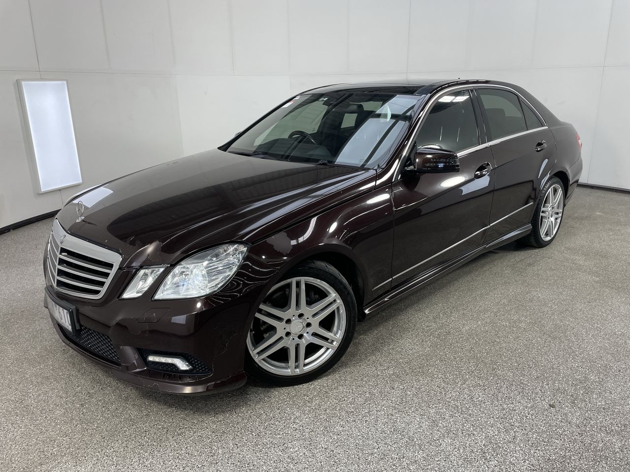 2009 Mercedes Benz E-Class E350 Avantgarde W212 Auto Sedan