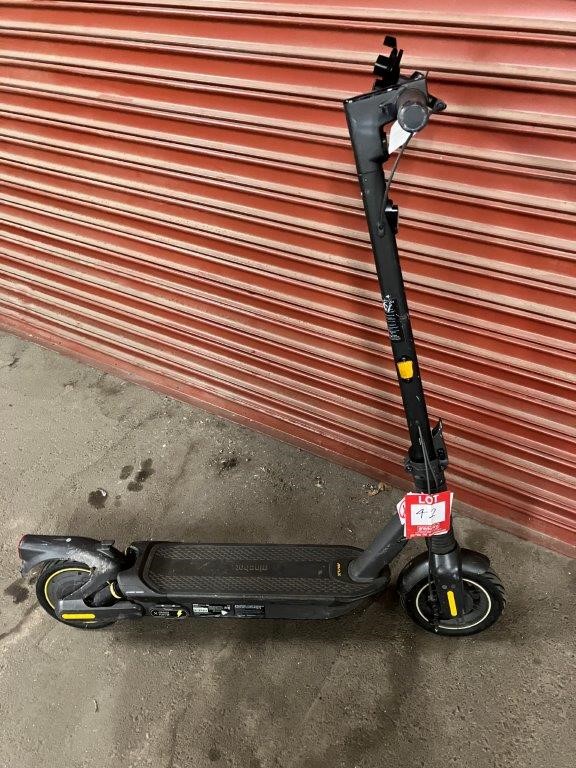 2024 NINEBOT Max G2 Kickscooter