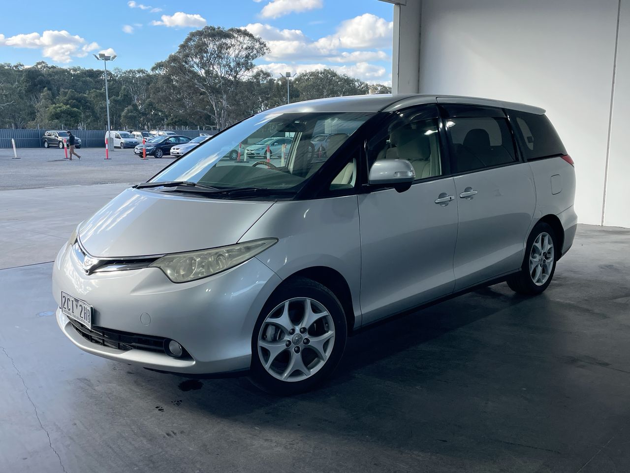 2006 TOYOTA ESTIMA Automatic. 7 Seats Van