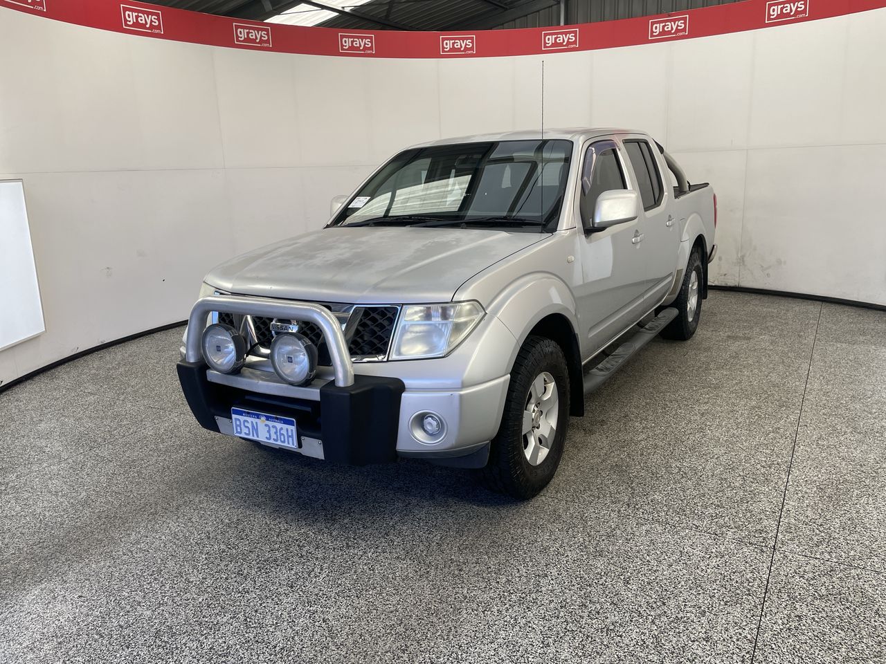 2010 Nissan Navara ST (4x4) D40 