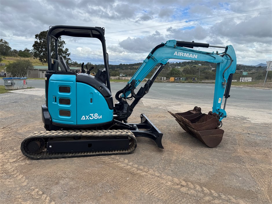 Mini Excavator and Skid Steer Surplus Sale