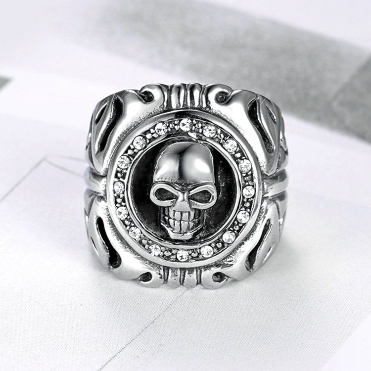 Skull Vintage Shield Wide Cast Ring - Size 9