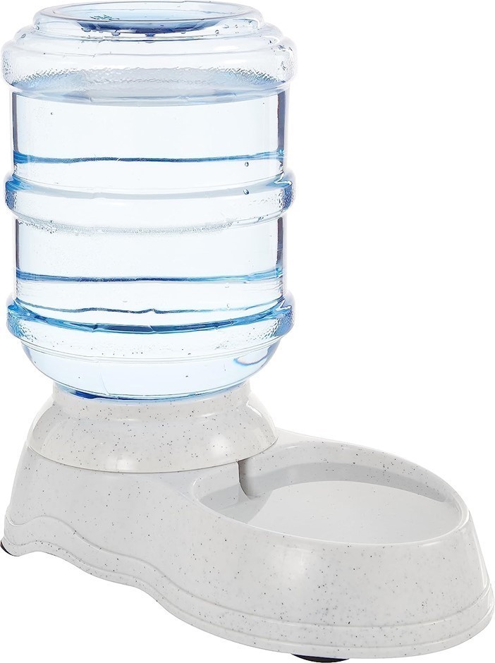 AMAZON BASICS Gravity Pet Waterer for Dogs and Cats, Small, 1 Gallon Capaci