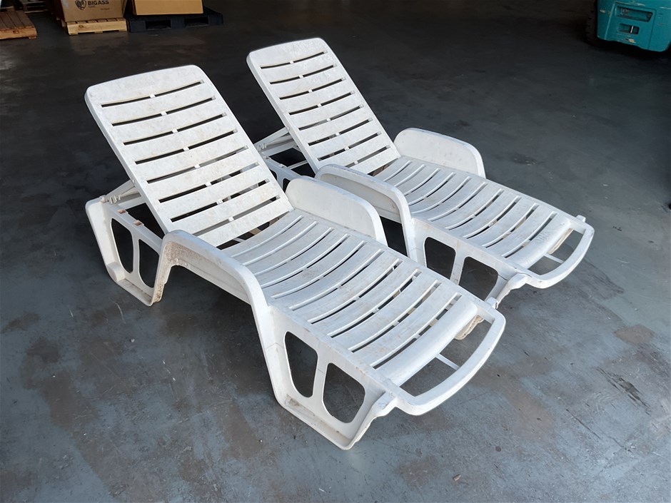 Unreserved Pool Chairs