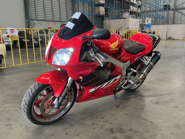 <p>2000 Honda VTR Motorcycle (WOVR - Inspected)</p>