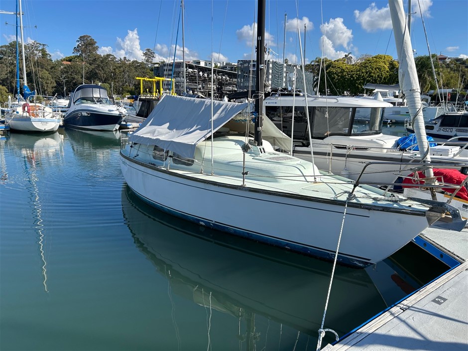 Pacific Vintage Sail Yacht