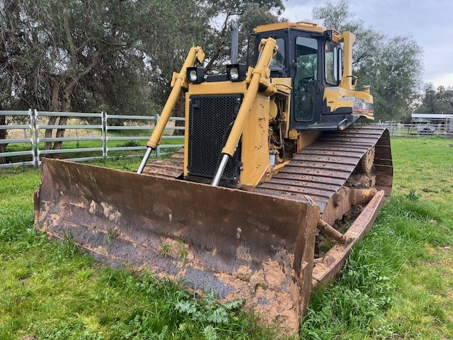 Caterpillar DGH LGP Bull Dozer