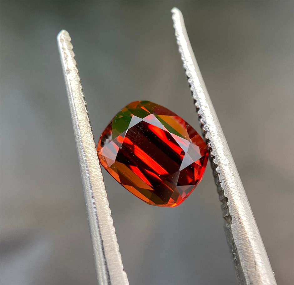 1.20 Carats Splendid Almandine Garnet