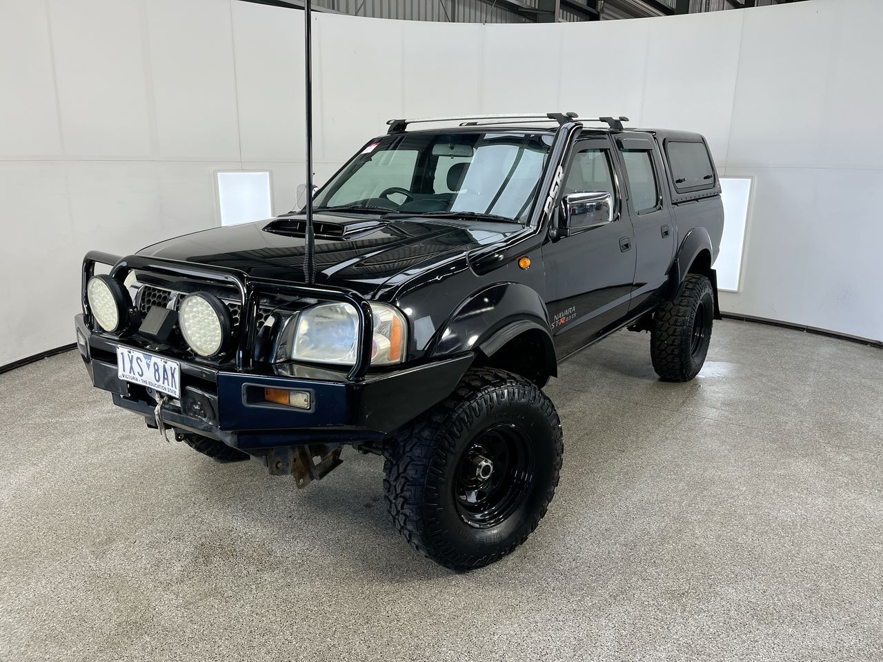 2011 Nissan Navara ST-R (4x4) D22 Turbo Diesel Manual Dual Cab