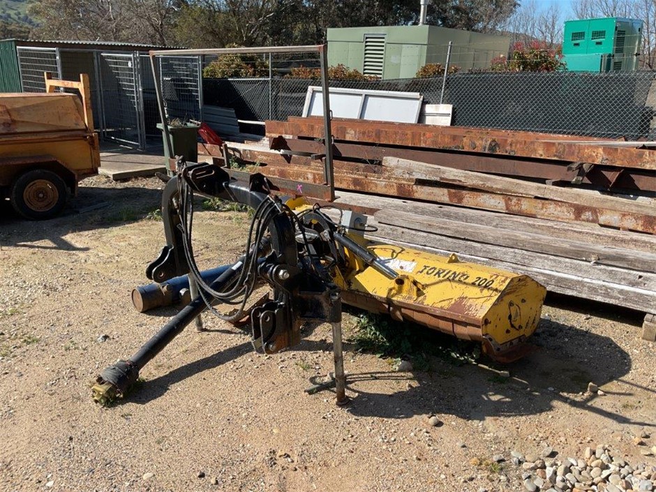 Torino Hydraulic Swing to Left Mulcher