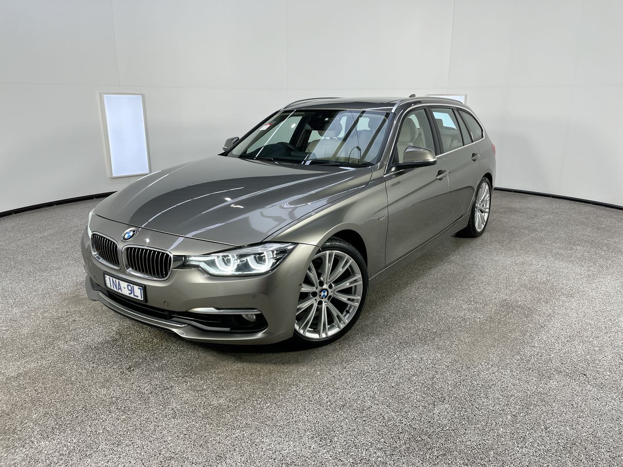 2016 BMW 3 Series 320i F31 LCI Automatic - 8 Speed Wagon