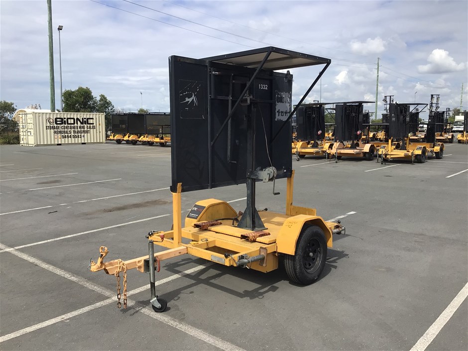 2007 Giga Signs Sign Board Single Variable Message Sign Trailer