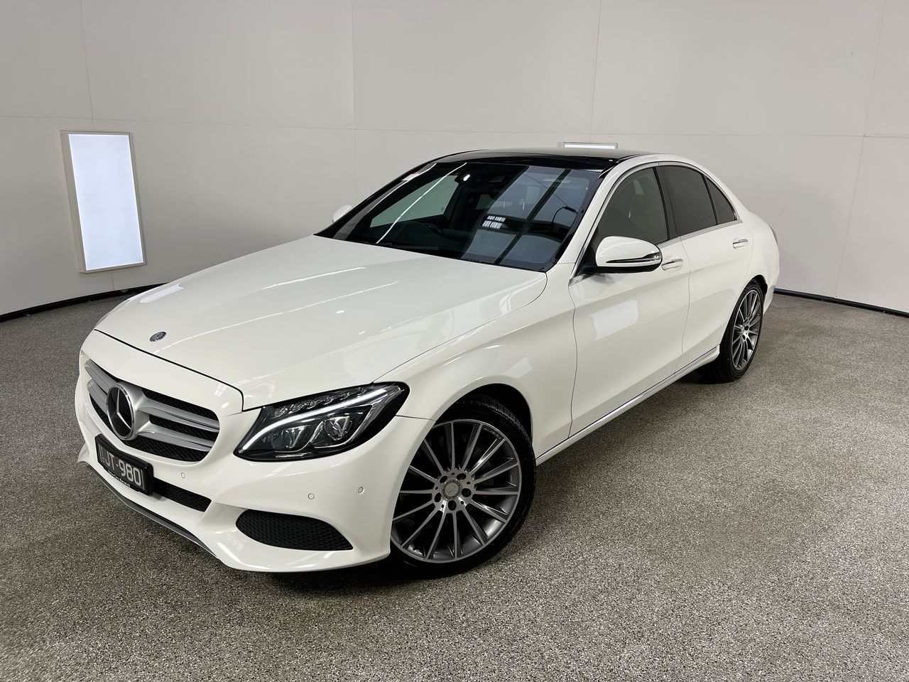 2015 Mercedes Benz C-Class C350e W205 Automatic Sedan