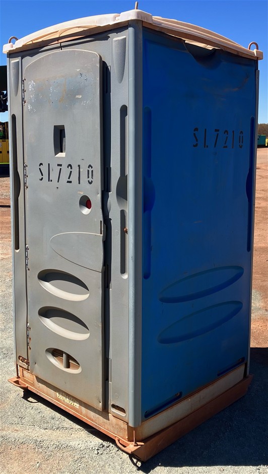 Toilet Portable - Fresh Water Flush - Newman