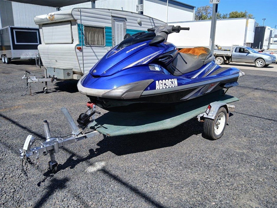 Yamaha FZR Jetski 